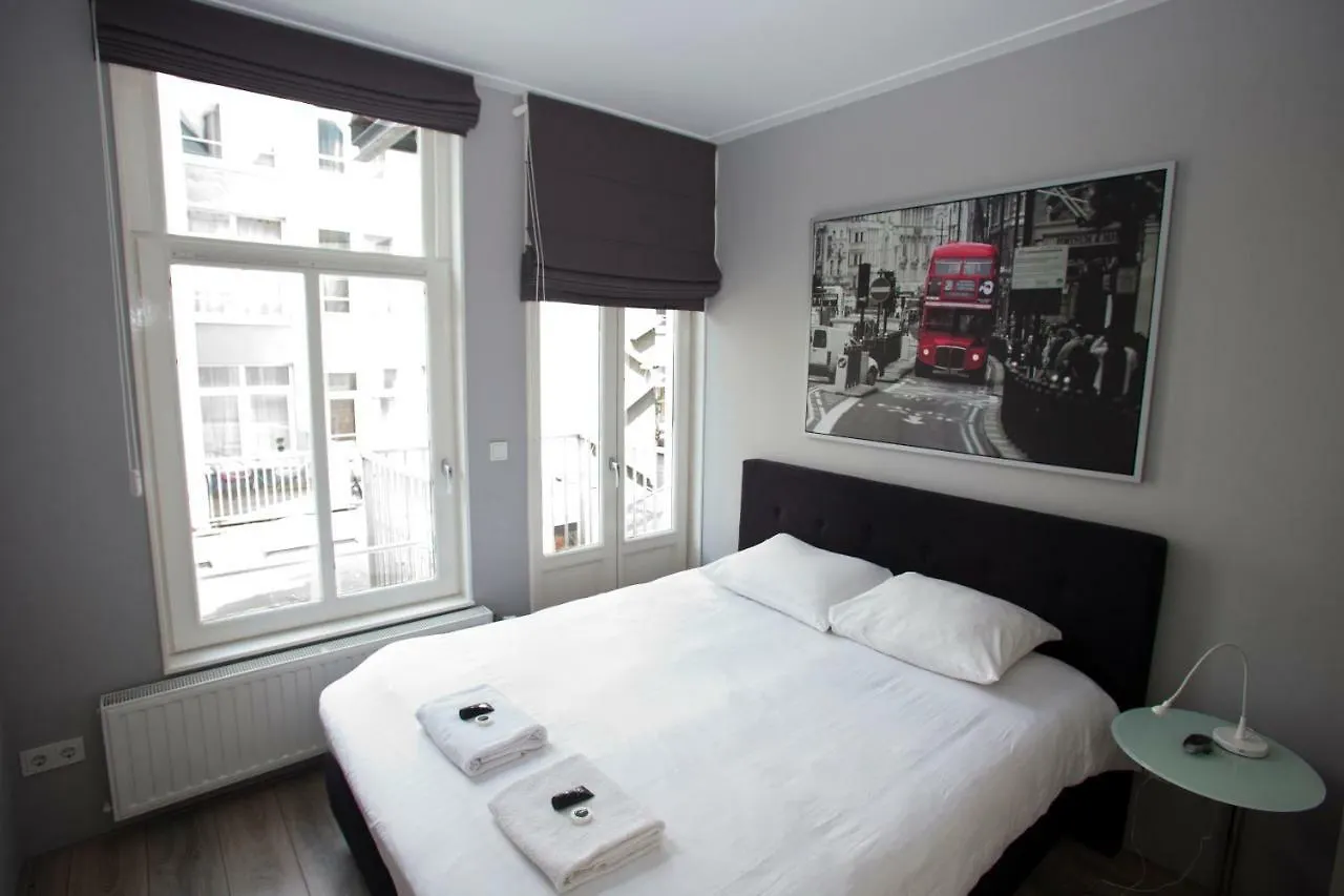 Amsterdam City Center Apartments 0*,